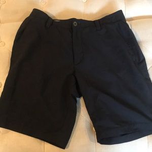 Under Armour Golf / Casual Shorts
